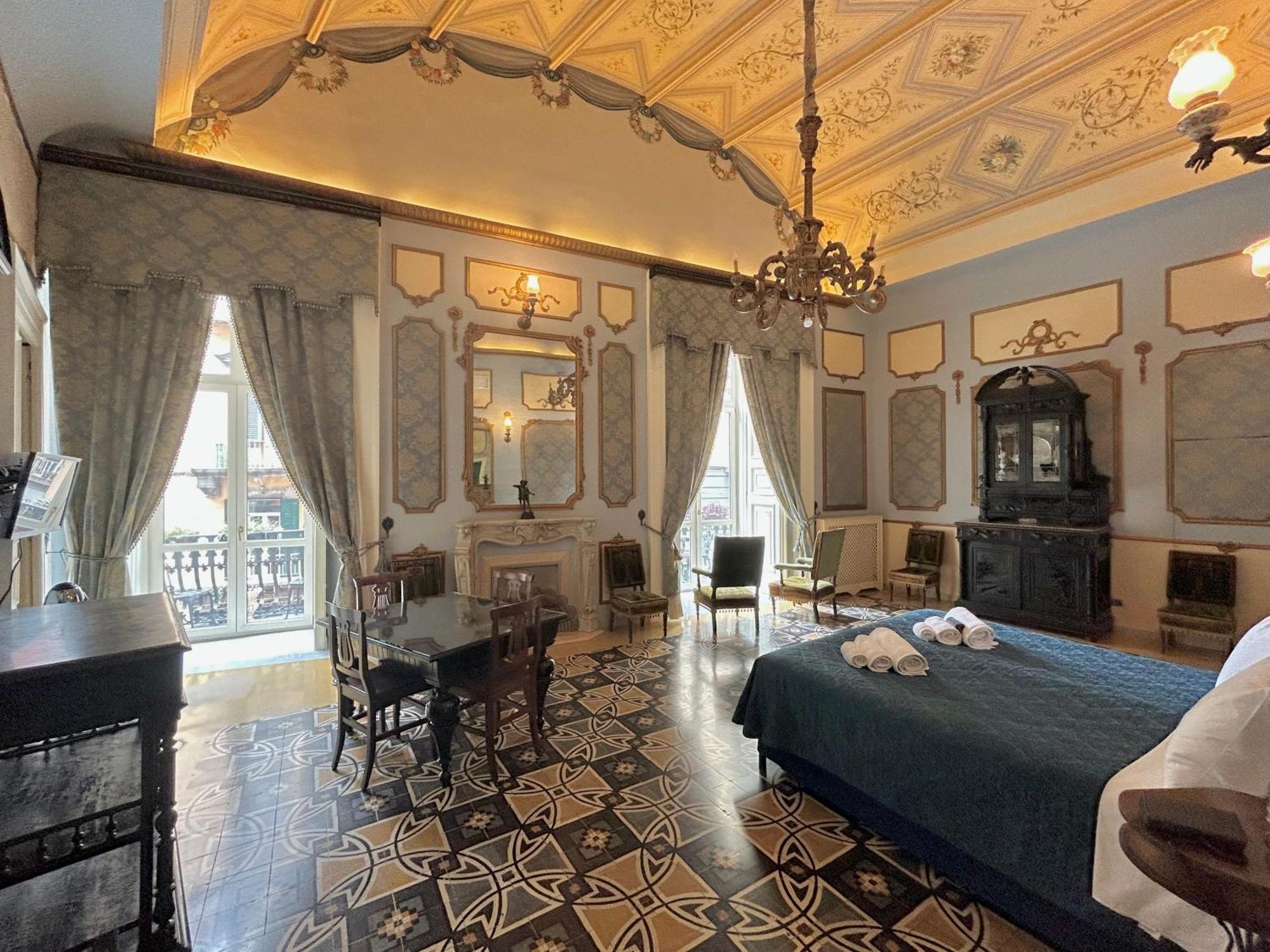 فندق Carafa Di Maddaloni Residenza Di Charme نابولي المظهر الخارجي الصورة